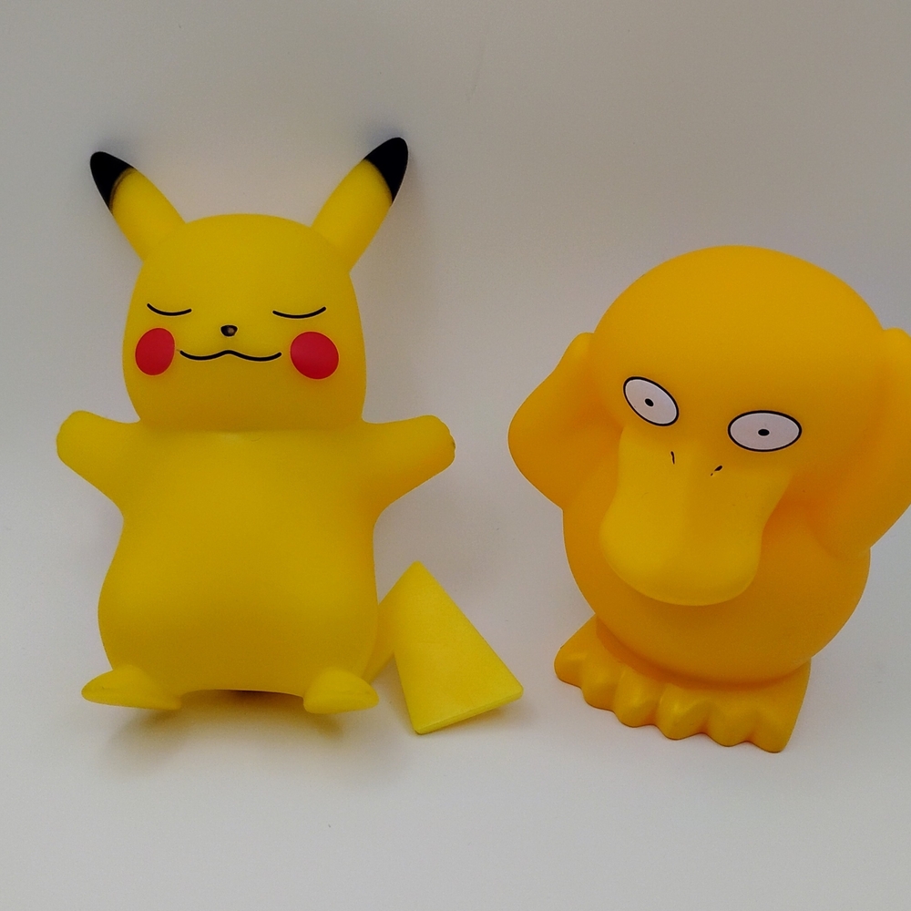 Pokemon Pikachu and Psyduck Yellow Night Light Duo - Picture 2 of 4